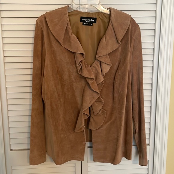 Beautiful, beige, genuine suede blouse with ruffled front - Picture 1 of 6